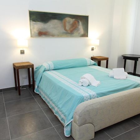 Family House - By Vacation Service Cefalù Exterior foto